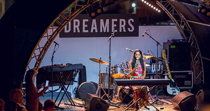 DREAMERS : The Roof Experience