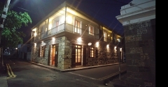 Le Courtyard