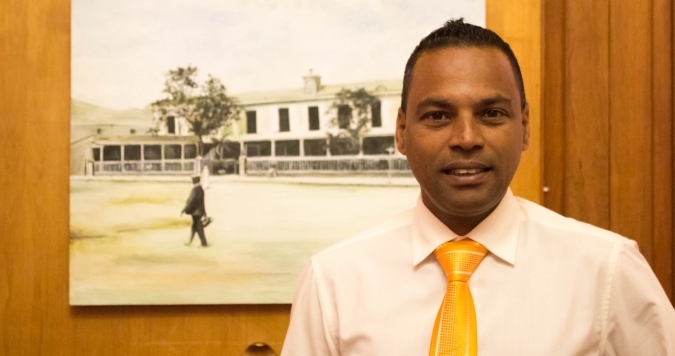 Daniel Laurent : “Le théâtre de Port-Louis devrait rouvrir en 2019 ou 2020”
